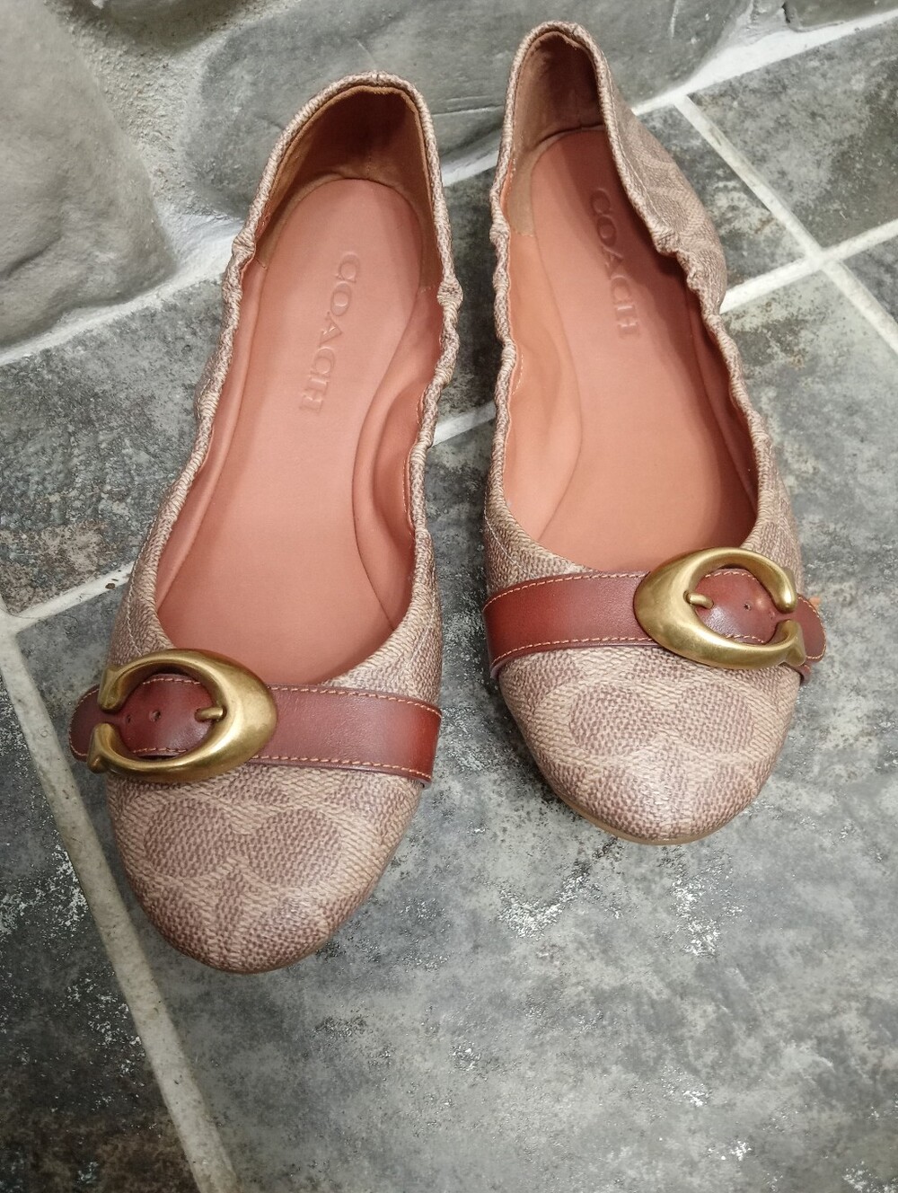 Coach Women's Beige Pink Signature Logo Ballet Flats with Gold Buckle